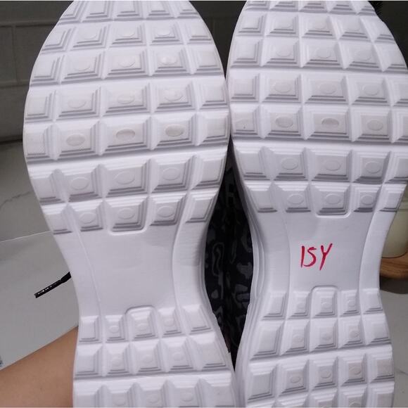 🎉[H215] Men's Shoes, Size 43 - Picture 5 of 7